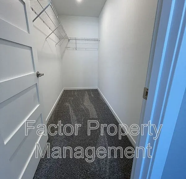 3130 Scotch Ln — Photo 17