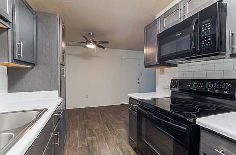 5th image of 157 Montague Rd #6dcc08c12