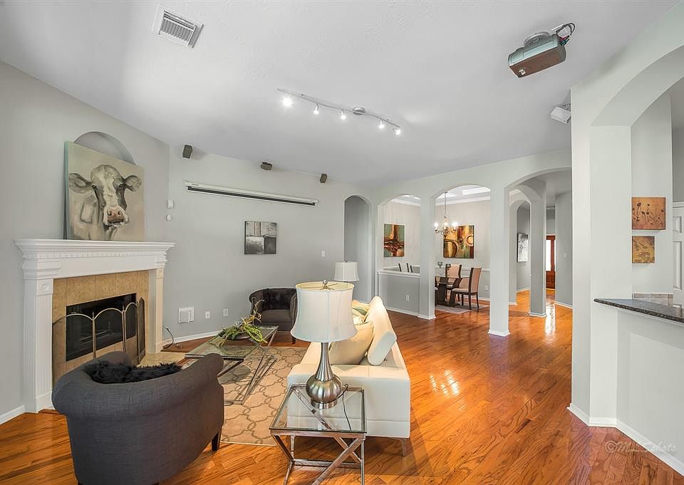 1st image of 3822 Alpine Cir