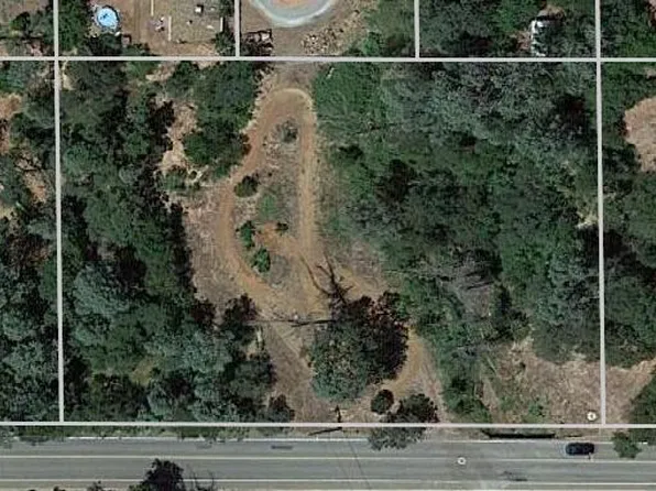 4849 Vallecito St, Shasta Lake, CA 96019