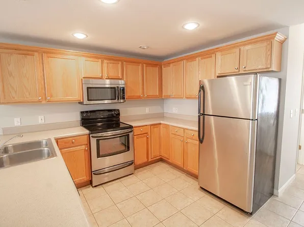 1943 Center St, Columbia, MO 65203