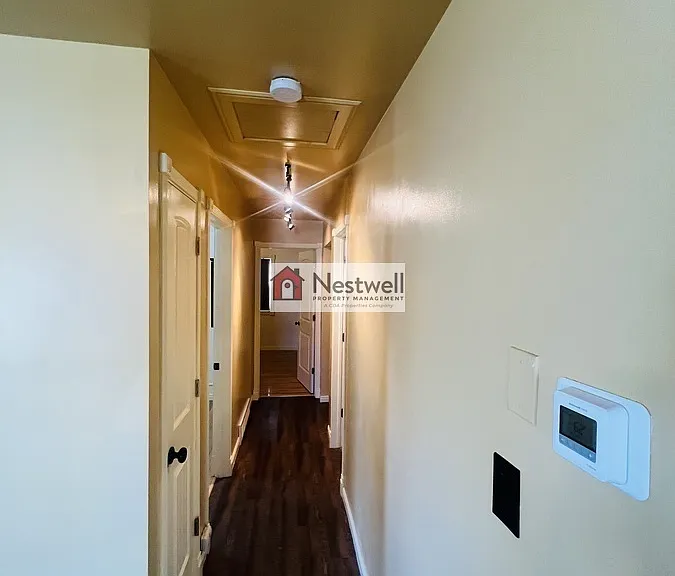 254 E Main St — Photo 16