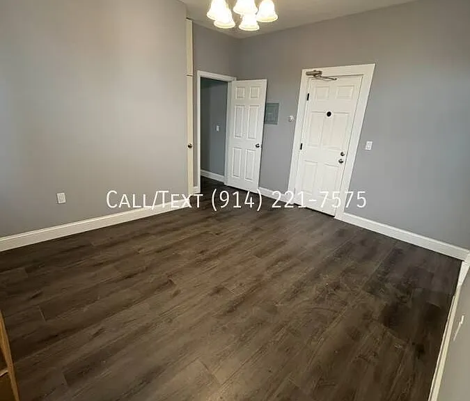 109 Linden St — Photo 11