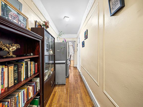 4th image of 446 Kingston Ave APT D3