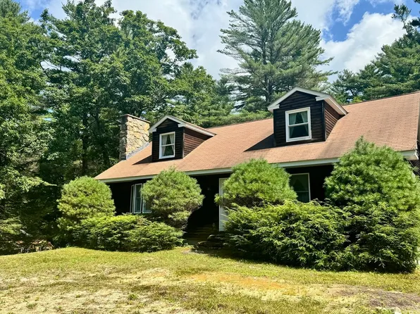 389 Leverett Rd, Shutesbury, MA 01072