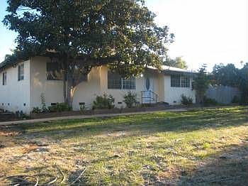 1st image of 2359 Bautista Ave