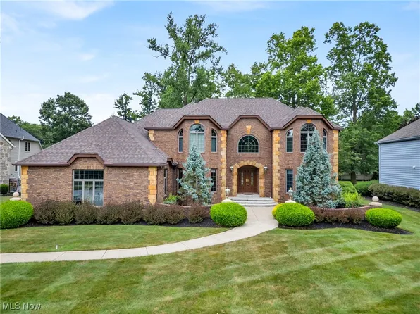 3133 Waterfall Way, Westlake, OH 44145