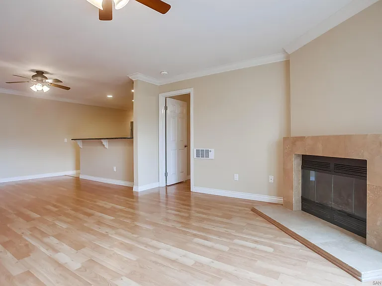 3513 Caminito Sierra #302 — Photo 23