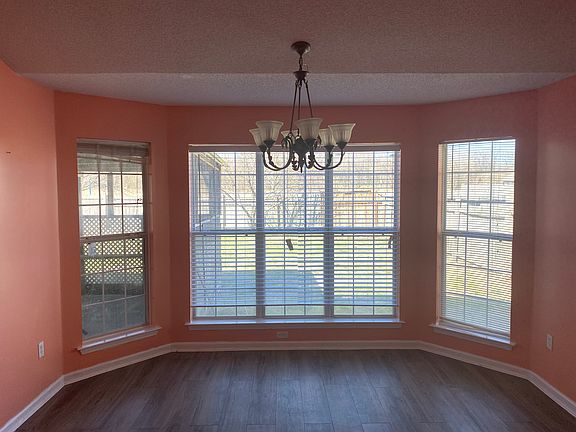5th image of 2430 Easley Ln