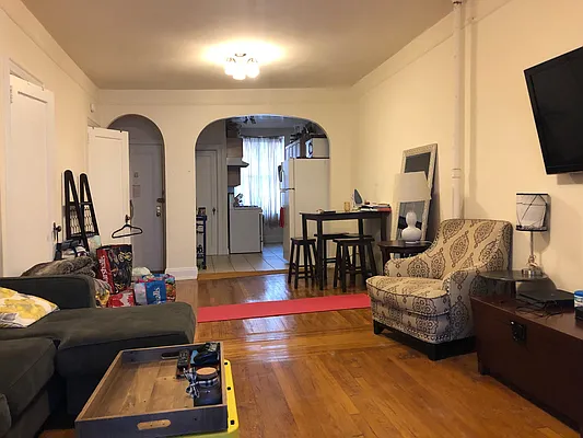 Rented by One New York Realty Inc | media 27