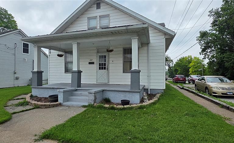 Listing photo 3