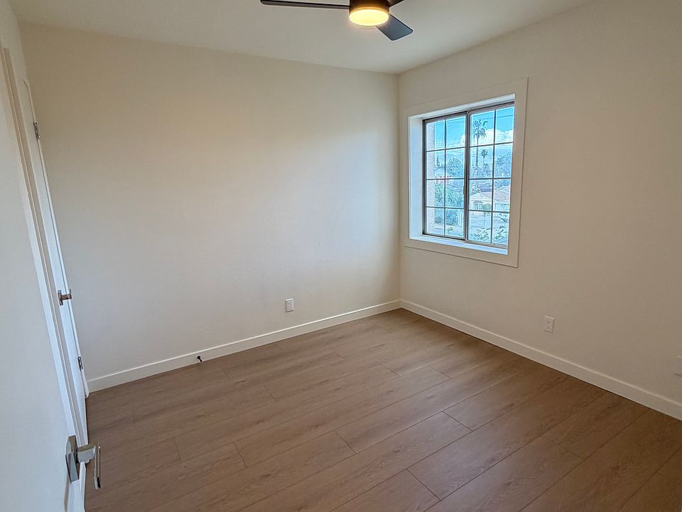 1st image of 7349 Balboa Blvd #2