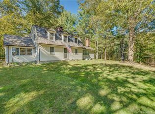 495 Hut Hill Rd, Bridgewater, CT 06752