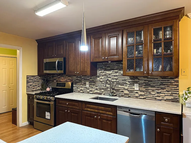 50 Riverview Ct — Photo 7