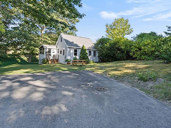 3rd image of 84 Jackson Street