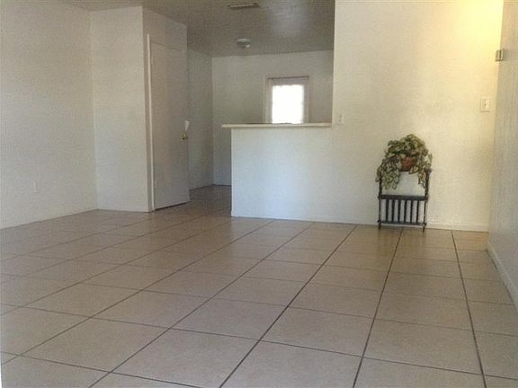 5th image of 1536 SE 38th Ct