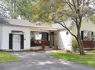 11 Clubhouse Dr, Carmel, NY 10512