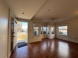 8 Glencoe St APT 1, Boston, MA 02135