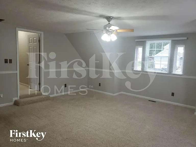 4198 Shayler Creek Dr — Photo 17