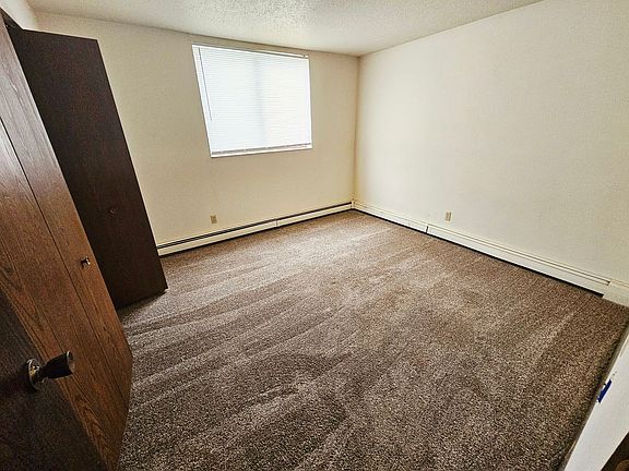 4th image of 3010 E Rosser Ave #3
