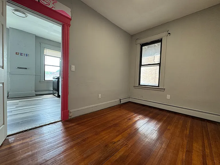 719-725 Wethersfield Ave #3BS — Photo 5