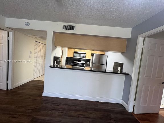 3rd image of 8100 Geneva Ct APT 147