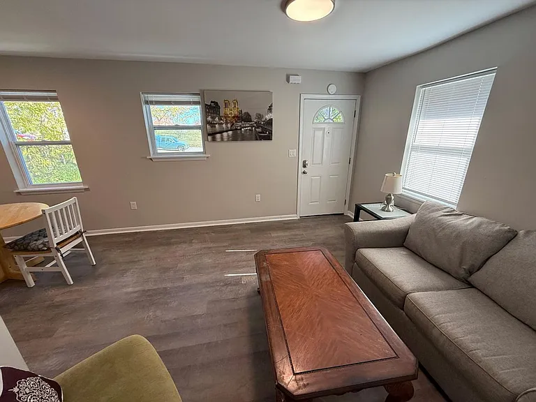 213 N Ann St #4 — Photo 11