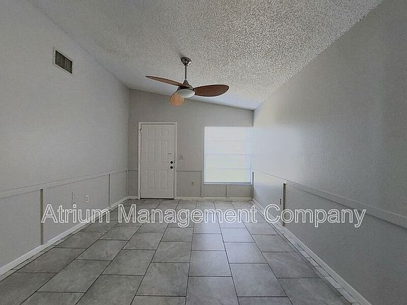 2nd image of 1894 Crystal Grove Dr