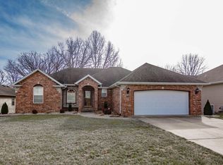 5138 E Cherry Hills Blvd, Springfield, MO 65809
