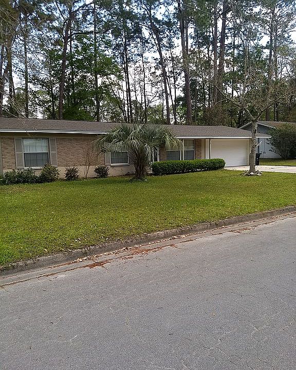 1st image of 4725 NW 28th Ter
