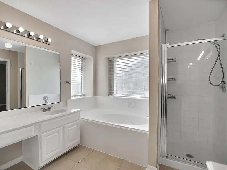 2939 Sailors Moon Dr — Photo 32