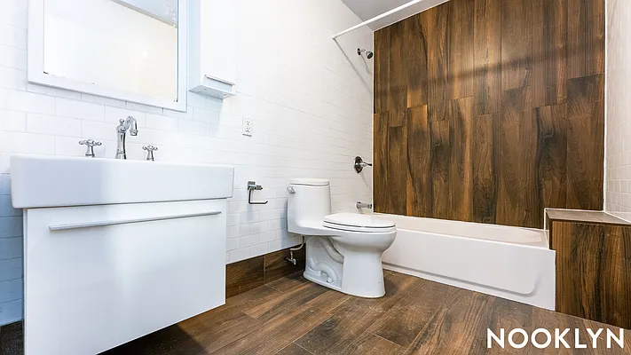 Rented by Nooklyn NYC LLC | media 31