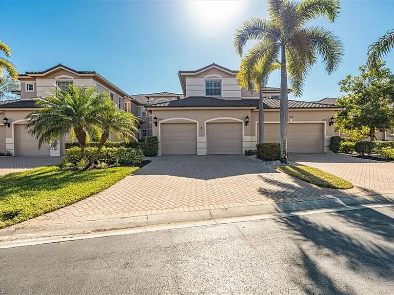 730 Regency Reserve Cir #2802 — Photo 2