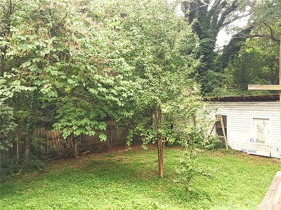 4th image of 2245 Panstone Dr SW