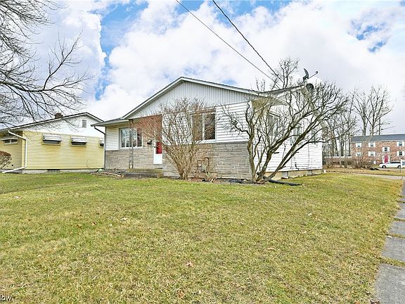 5th image of 1859 Parkwood Dr NW