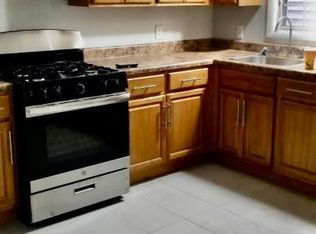 147 Dwight St #2A, Jersey City, NJ 07305