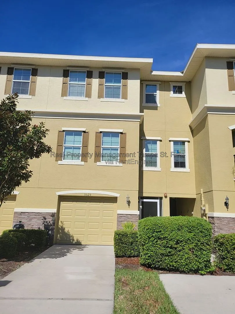 2 bed, 3.0 bath, 1542 sqft, $1,995 — Photo 1
