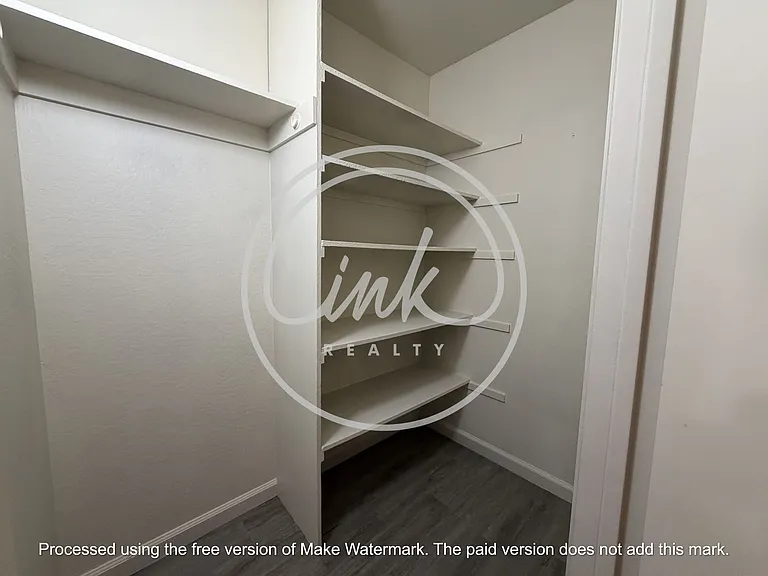 3190-3196 Woodside Dr — Photo 6