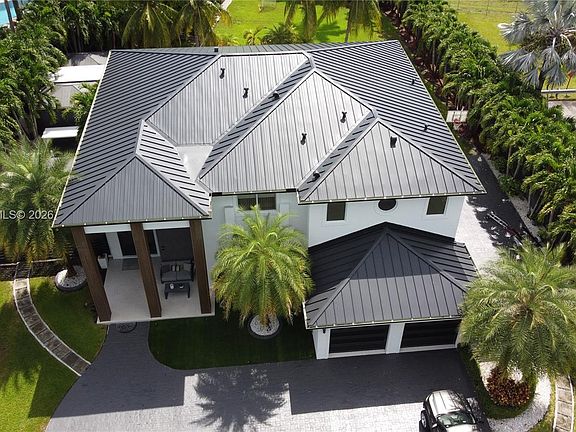4th image of 8211 SW 122nd Ave