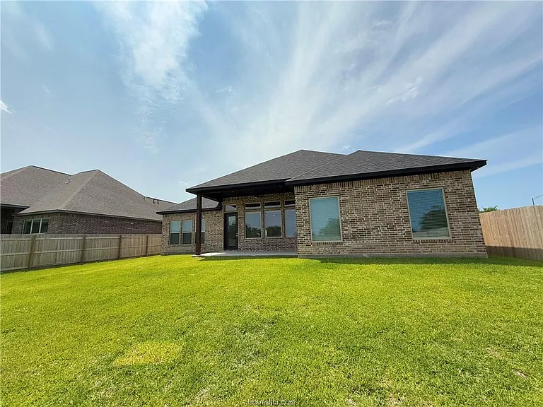 4205 Skylar Dr — Photo 27