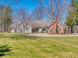 2785 Park Ln, Owosso, MI 48867