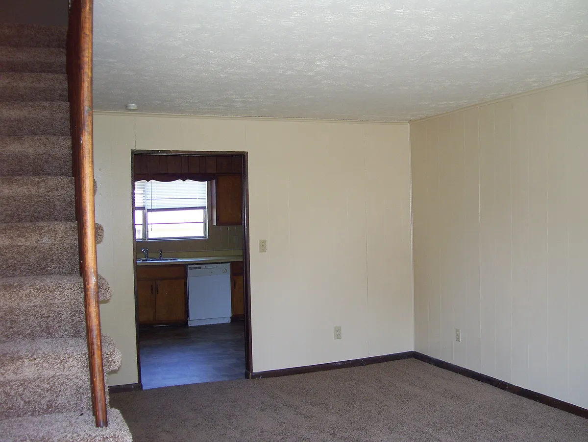 Building Photo - 1275 Upton St #1