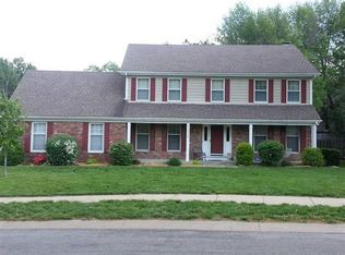 10539 Rosehill Rd, Overland Park, KS 66215