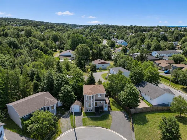6 ANNIES Place, Topsail, NL A1W2C6