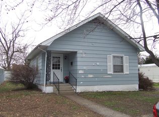 509 N 8th St, Herrin, IL 62948