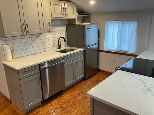 8 Westland Rd #3, Watertown, MA 02472