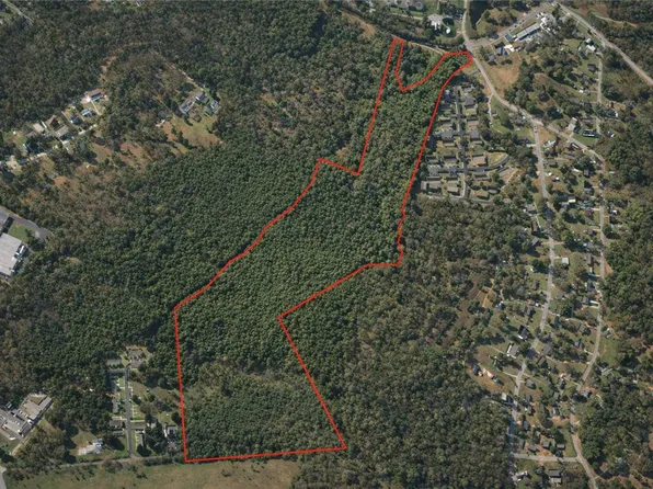 211 Center St, Abbeville, SC 29620