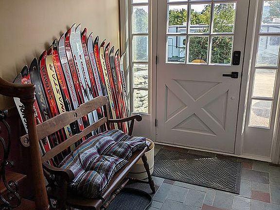 3rd image of 1883 Pond Rd