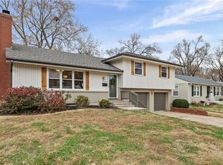 5538 Maple St, Mission, KS 66202