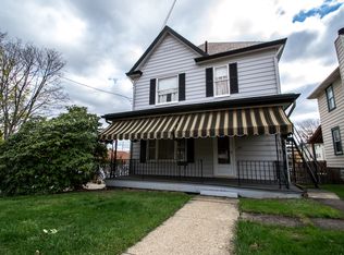 613 Wood St, Coraopolis, PA
